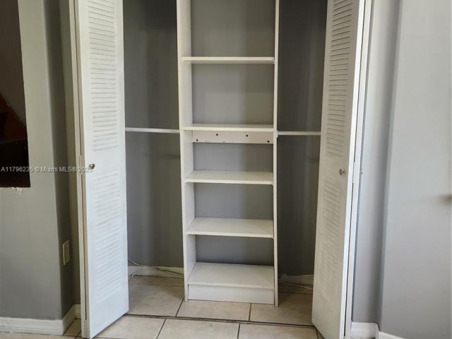 Home for rent at 11795 SW 18th St 3-31 - photo 6030271