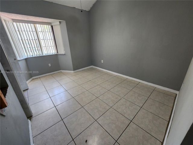 Home for rent at 11795 SW 18th St 3-31 - photo 6030272