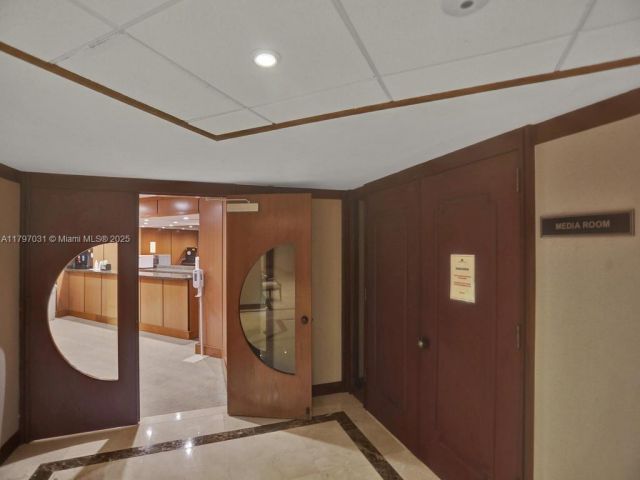 Apartment for sale  Unit #16GR - photo 6020346