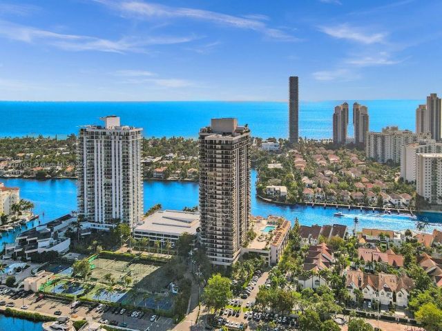 Apartment for sale  Unit #16GR - photo 6020356