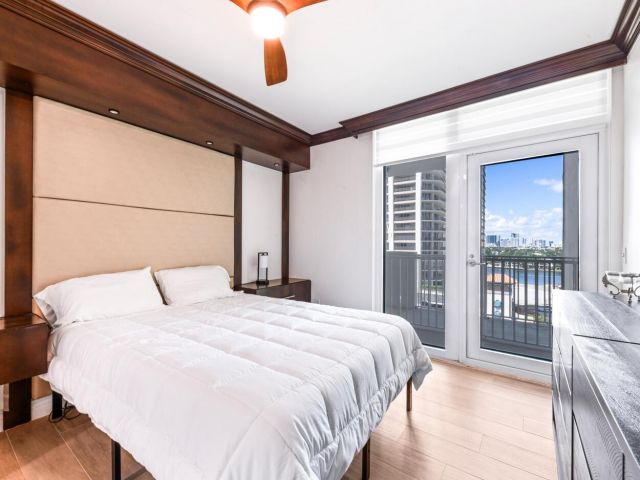 Apartment for rent  Unit #1104 - photo 5977182