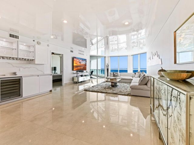 Apartment for rent  Unit #1104 - photo 5977195