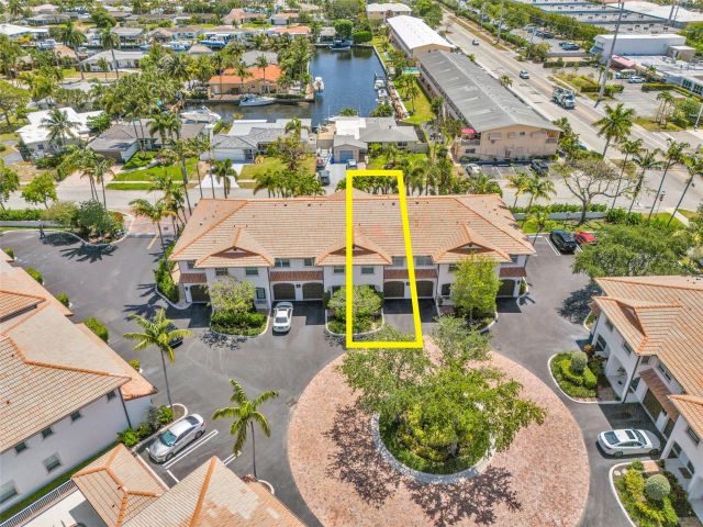 Home for sale at 1327 SE 3rd Ave 1327 - photo 5980608