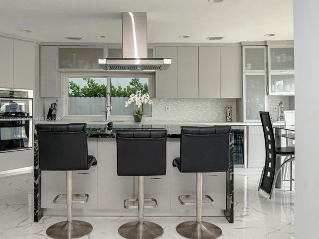 Home for sale at 2055 Keystone Blvd - photo 5976843