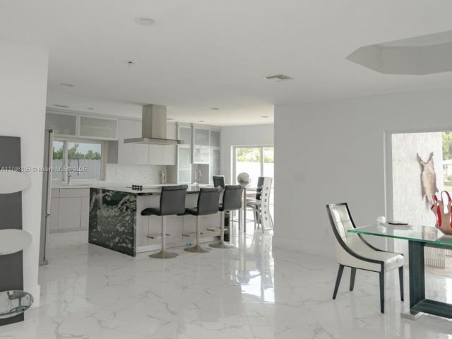 Home for sale at 2055 Keystone Blvd - photo 5976845