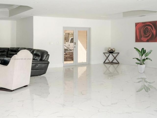 Home for sale at 2055 Keystone Blvd - photo 5976848