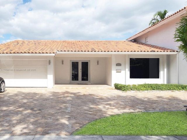 Home for sale at 2055 Keystone Blvd - photo 5976853