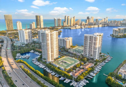 Apartment #3310 (LPH10) at Mystic Pointe 500