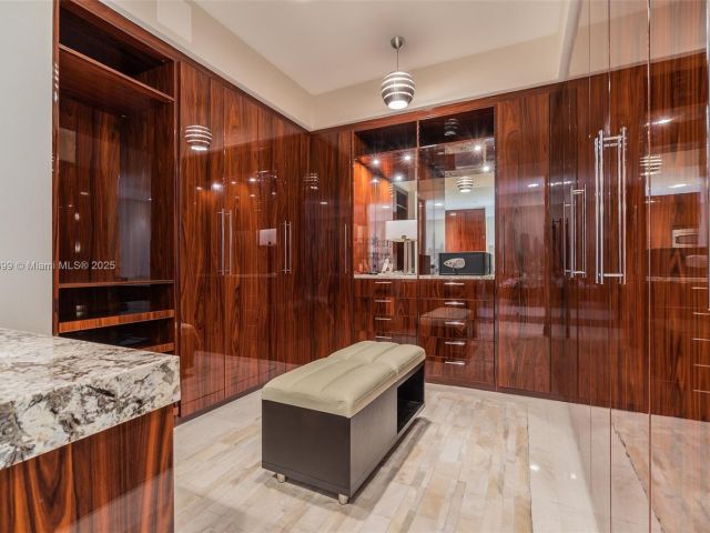 Apartment for sale  Unit #2100 - photo 5979458