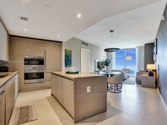 Apartment for sale  Unit #2803 - photo 5980188