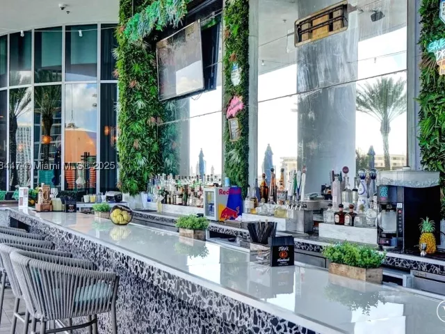 2-bedroom condo for sale in Hollywood - 4111 S Ocean Dr 2803 - MondialRealty