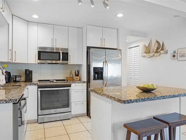 Home for rent at 2716 N Ocean Blvd - photo 6003025