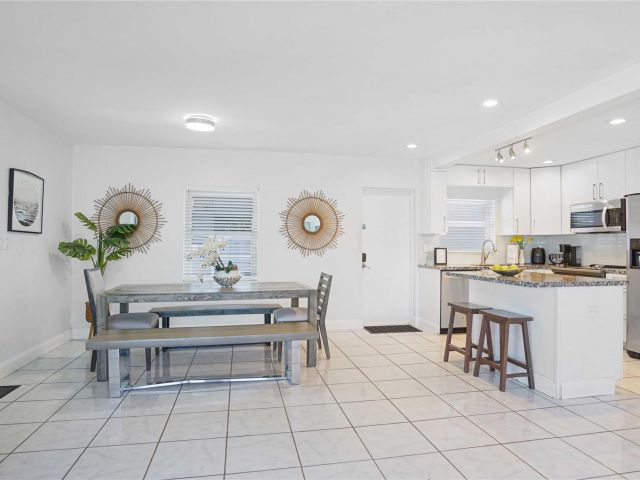 Home for rent at 2716 N Ocean Blvd - photo 6003029