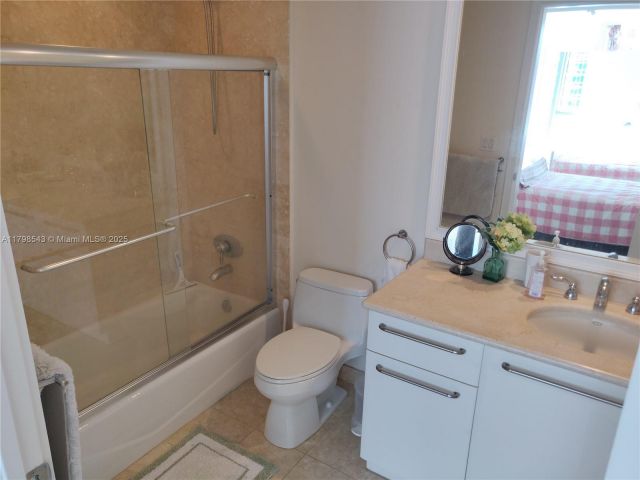 Apartment for rent  Unit #2206 - photo 6016805