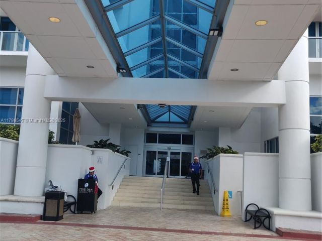 Apartment for rent  Unit #2206 - photo 6016819