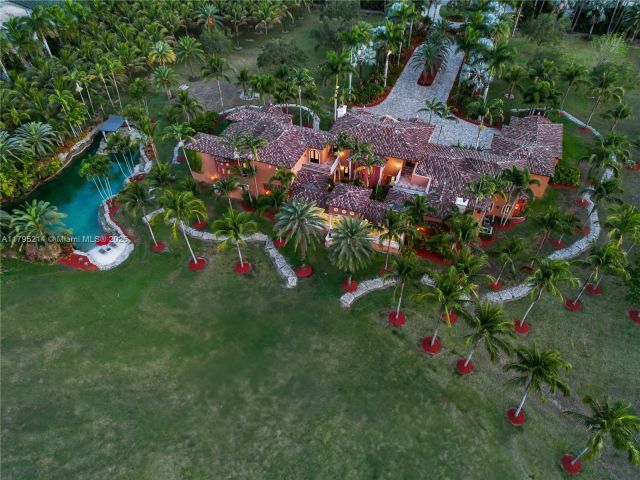 Home for sale at 17201 SW 248th St - photo 6046811