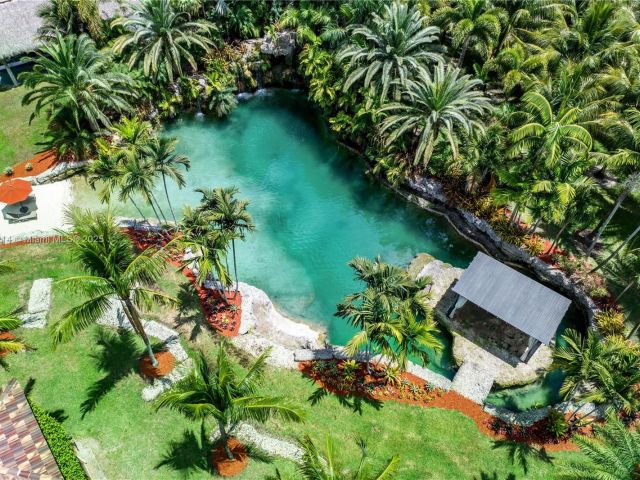 Home for sale at 17201 SW 248th St - photo 6046812