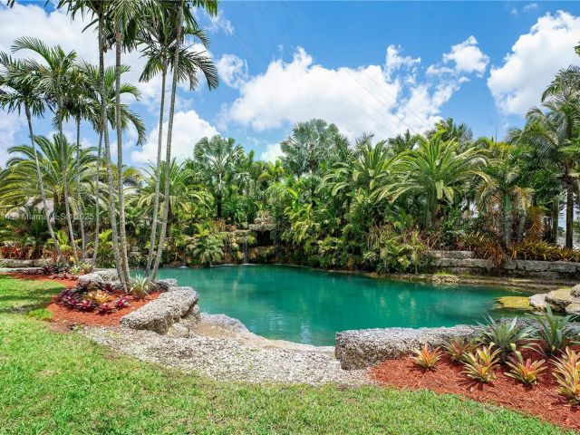 Home for sale at 17201 SW 248th St - photo 6046815