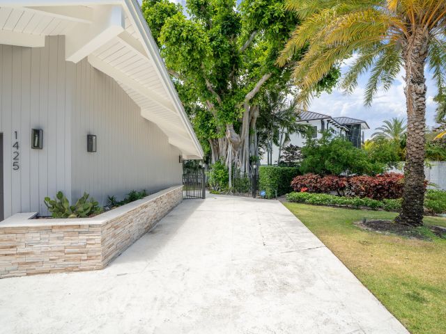 Home for sale at 1425 Middle River Drive - photo 6000675