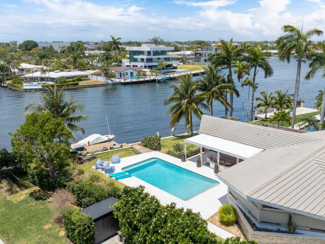 Home for sale at 1425 Middle River Drive - photo 6000679