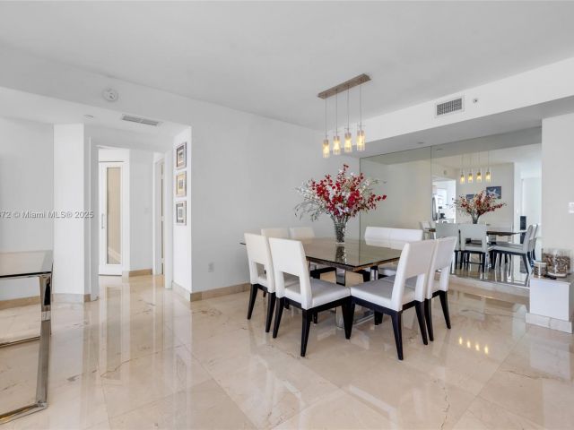 Apartment for sale  Unit #3202 - photo 5977980