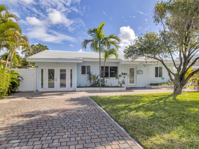 Home for rent at 348 SE 18th Avenue - photo 5982763