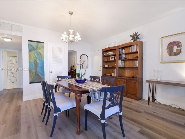 Apartment for sale  Unit #443 - photo 5980260