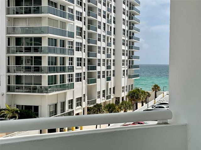 Apartment for sale  Unit #443 - photo 5980266