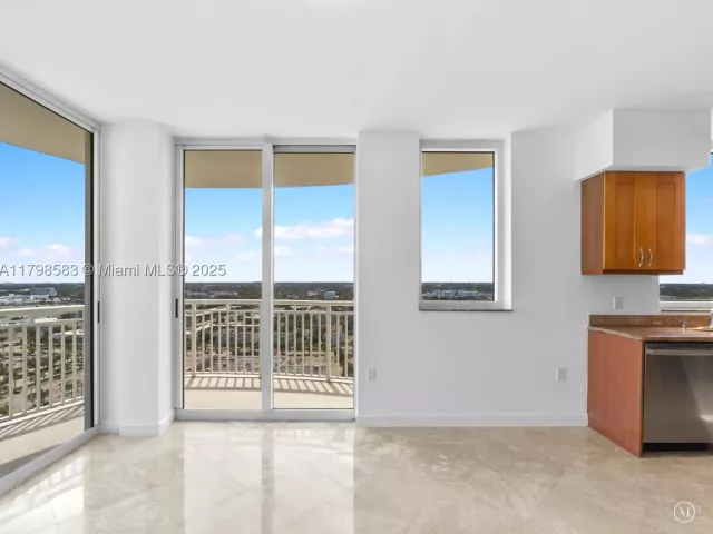 2-bedroom condo for sale in Hallandale Beach - 1745 E Hallandale Beach Blvd 2007W - MondialRealty