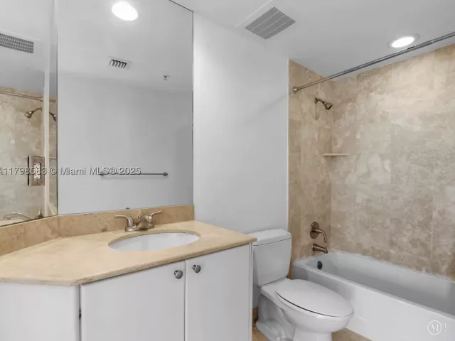 2-bedroom condo for sale in Hallandale Beach - 1745 E Hallandale Beach Blvd 2007W - MondialRealty