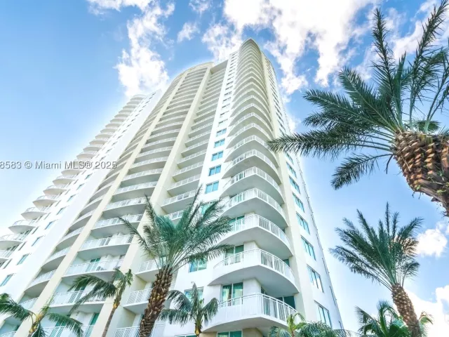 2-bedroom condo for sale in Hallandale Beach - 1745 E Hallandale Beach Blvd 2007W - MondialRealty