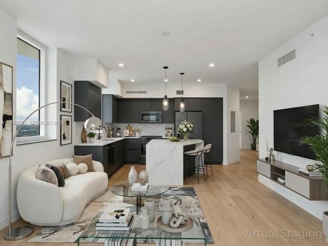 2-bedroom condo for sale in Hallandale Beach - 1745 E Hallandale Beach Blvd 2007W - MondialRealty