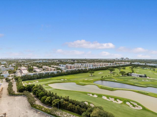 2-bedroom condo for sale in Hallandale Beach - 1745 E Hallandale Beach Blvd 2007W - MondialRealty