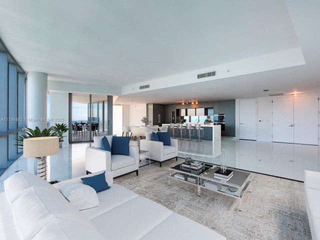 Apartment for sale  Unit #PH5011 - photo 6007599