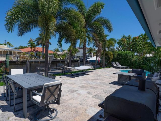 Home for sale at 2711 NE 57th Ct - photo 5979379