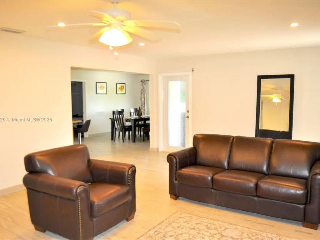 Home for sale at 5111 NE 15th Ave - photo 5979395