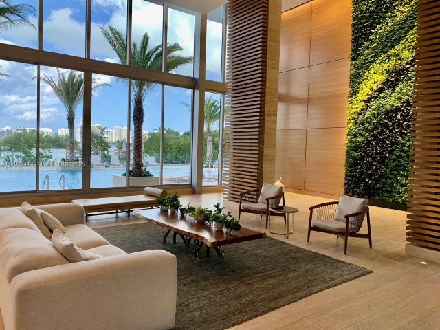 Apartment for sale  Unit #1806 +1 parking - photo 5978582