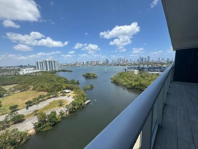 Apartment for sale  Unit #1806 +1 parking - photo 5978587