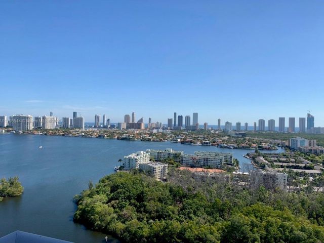 Apartment for sale  Unit #1806 +1 parking - photo 5978594