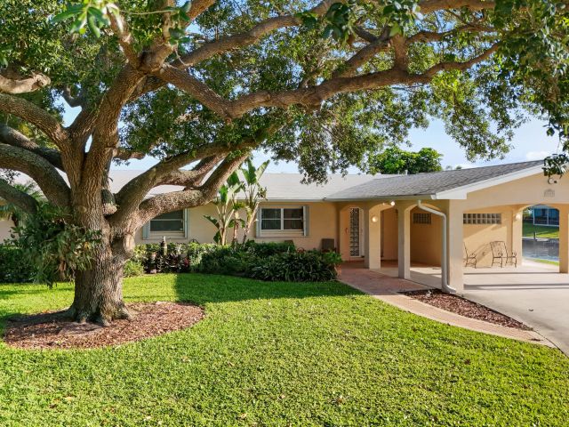 Home for rent at 1059 Carambola Circle - photo 5983008