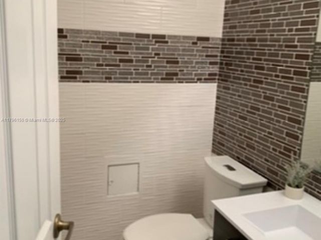 Apartment for sale  Unit #1228 - photo 7477714