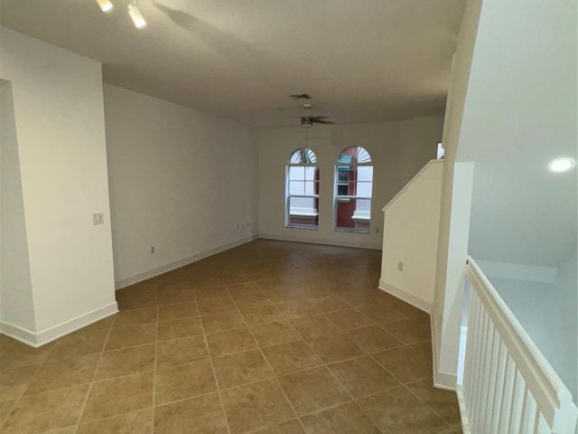 Home for sale at 1033 NE 17th Way 605 - photo 5981461