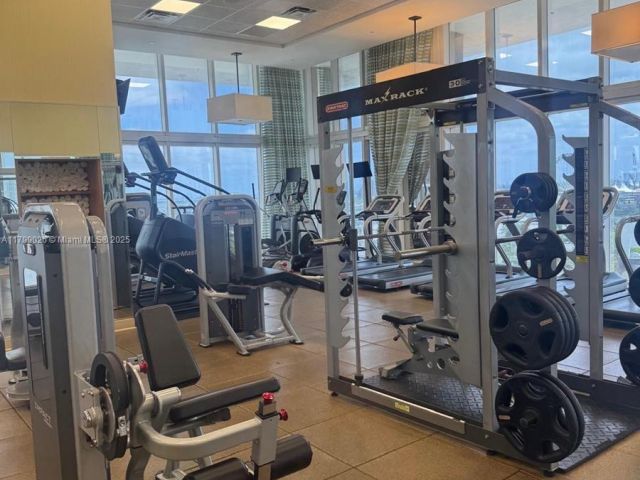 Apartment for rent  Unit #2204 - photo 6007402