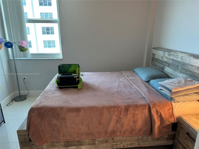 Apartment for rent  Unit #524 - photo 5985390