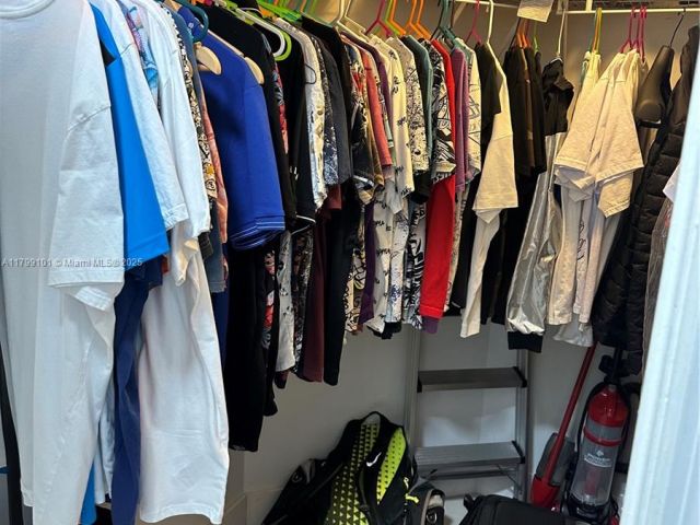 Apartment for rent  Unit #524 - photo 5985393