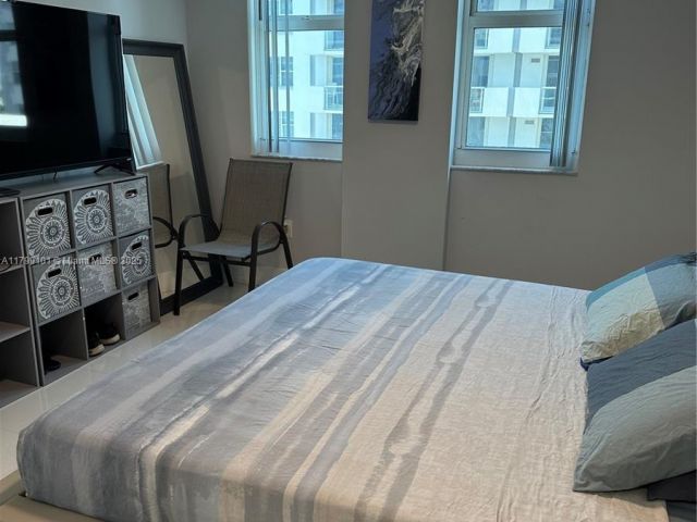 Apartment for rent  Unit #524 - photo 5985396