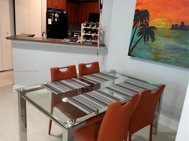 Apartment for rent  Unit #524 - photo 5985399