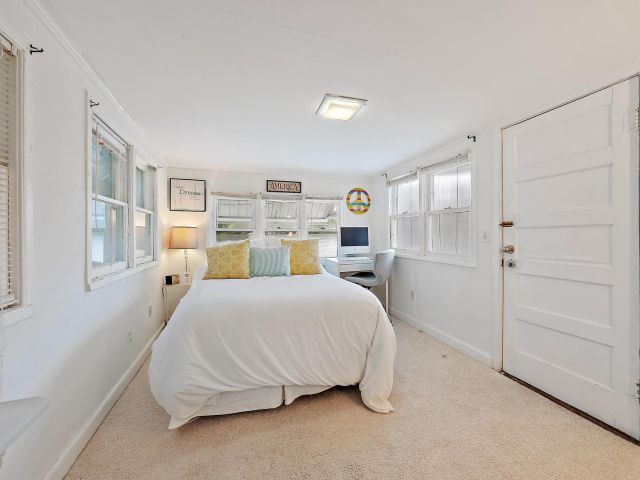 Home for sale at 328 Monroe Drive - photo 6038120