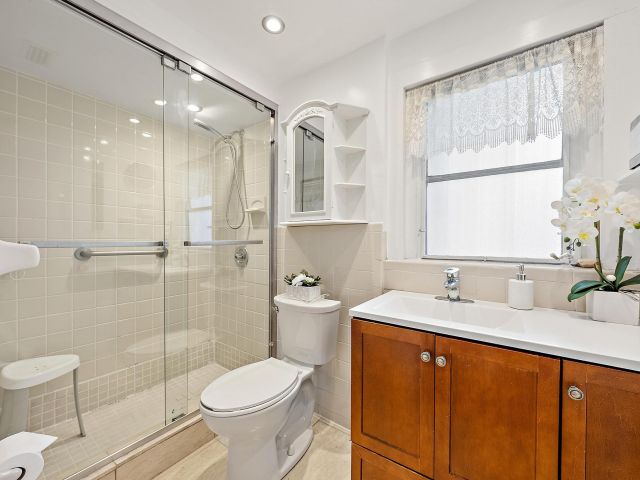 Home for sale at 328 Monroe Drive - photo 6038121