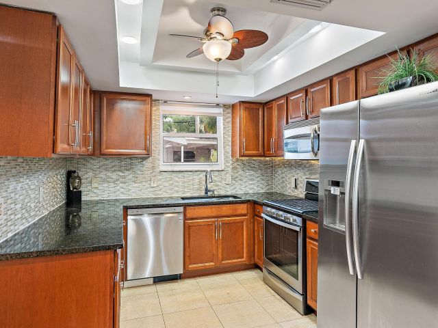 Home for sale at 328 Monroe Drive - photo 6038130